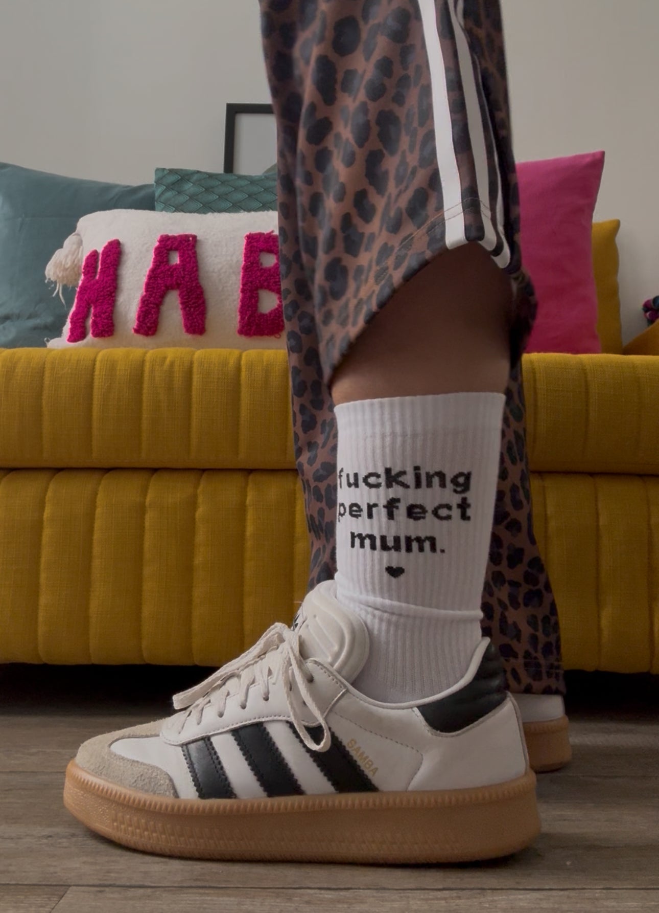 fucking perfect mum.